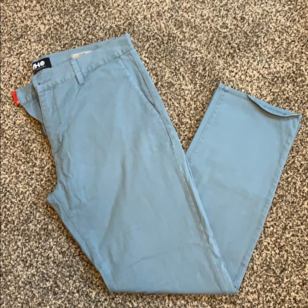 Men’s chinos